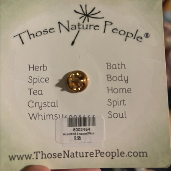 Taurus zodiac enamel pin - Picture 3 of 3